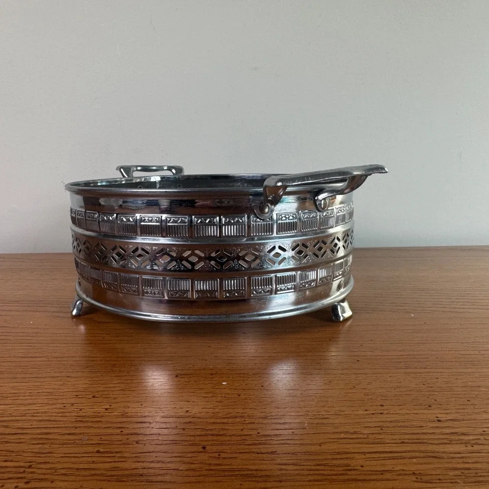 Vintage Metal Trivet Hot Plate‎ Holder Decorative Ornate Handles